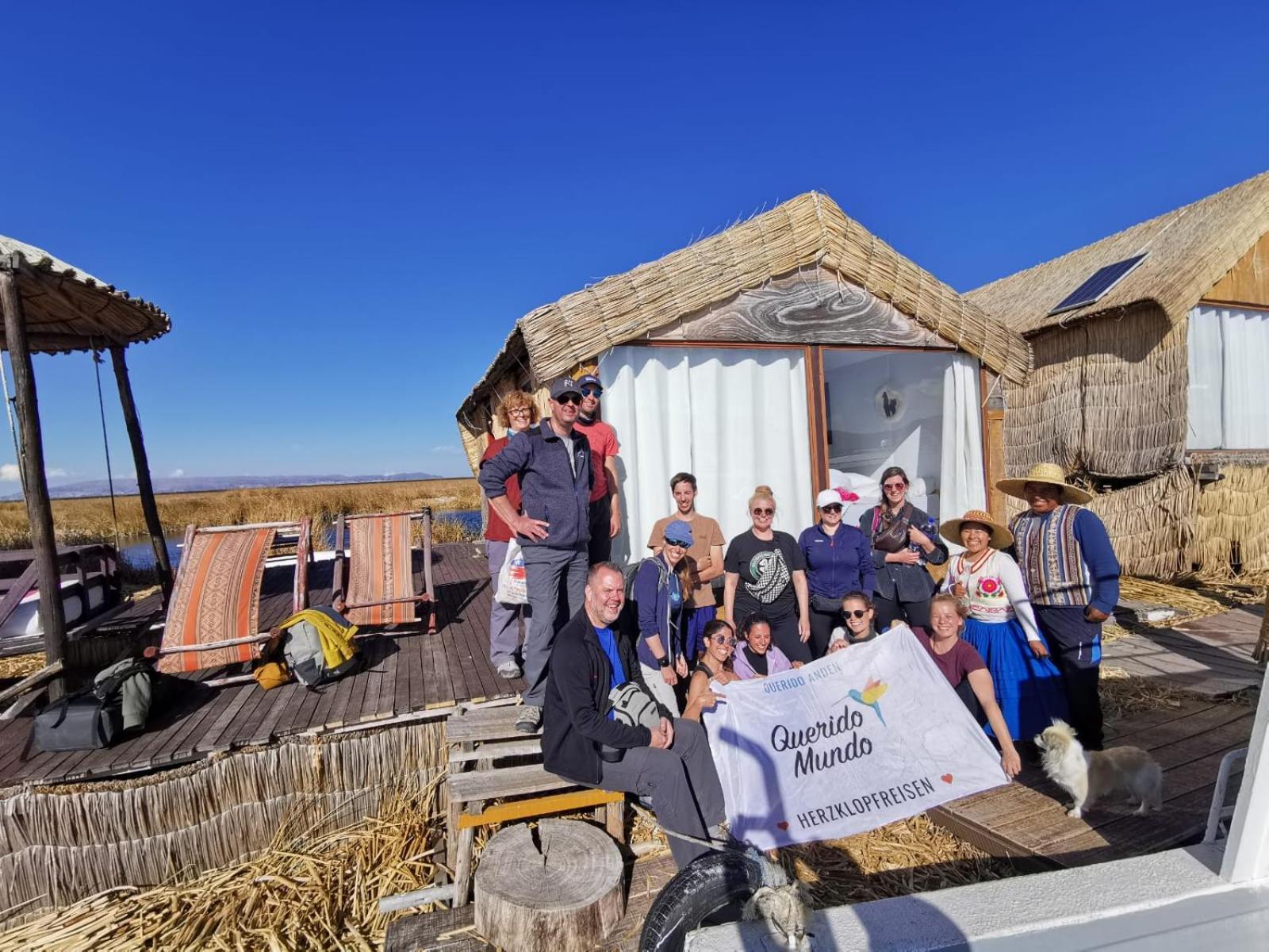 Uros Waliski Lodge Puno Exterior photo