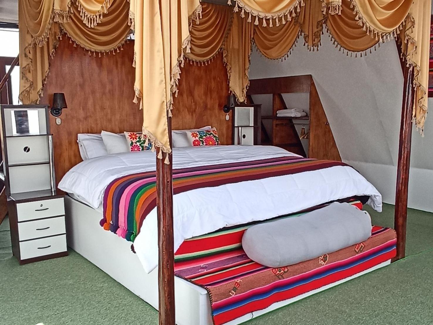Uros Waliski Lodge Puno Room photo