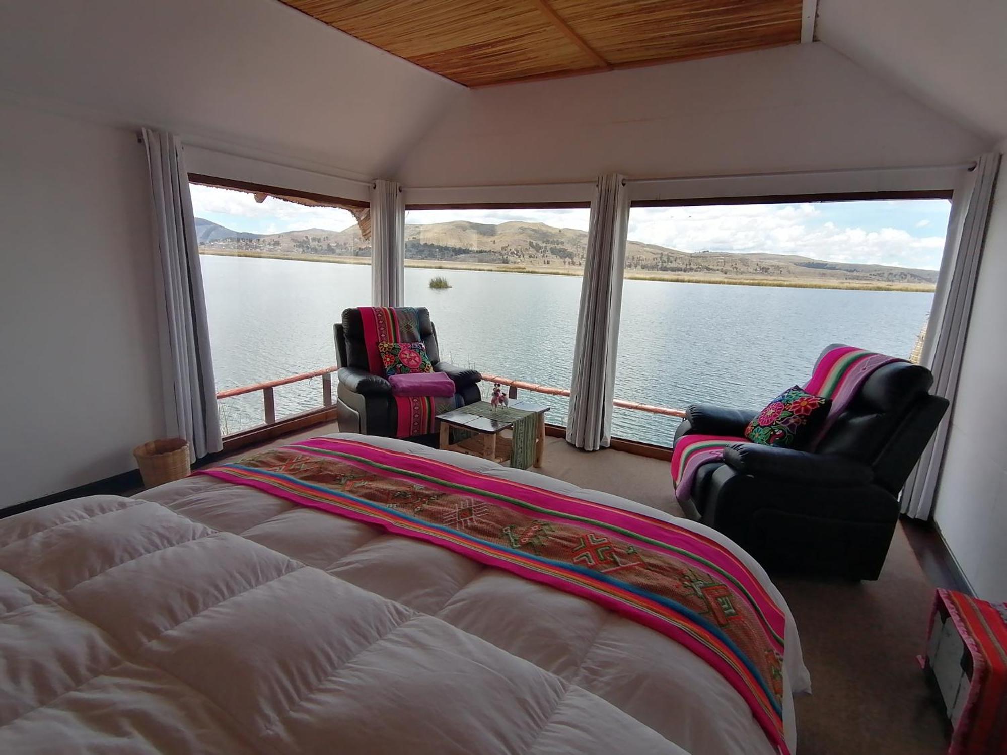 Uros Waliski Lodge Puno Room photo